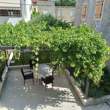 Apartmani Mara Kaštela Extérieur photo