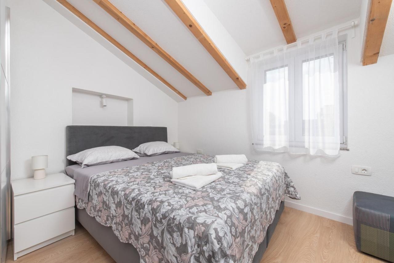 Apartmani Mara Kaštela Extérieur photo