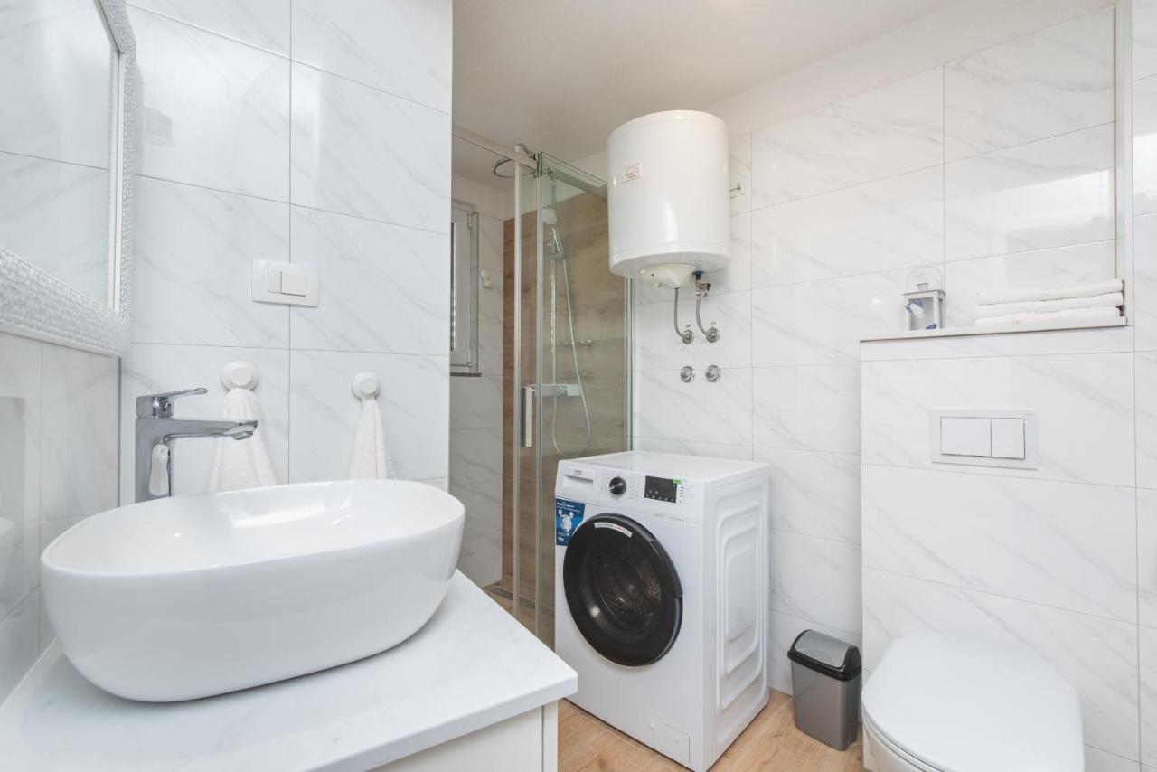 Apartmani Mara Kaštela Extérieur photo