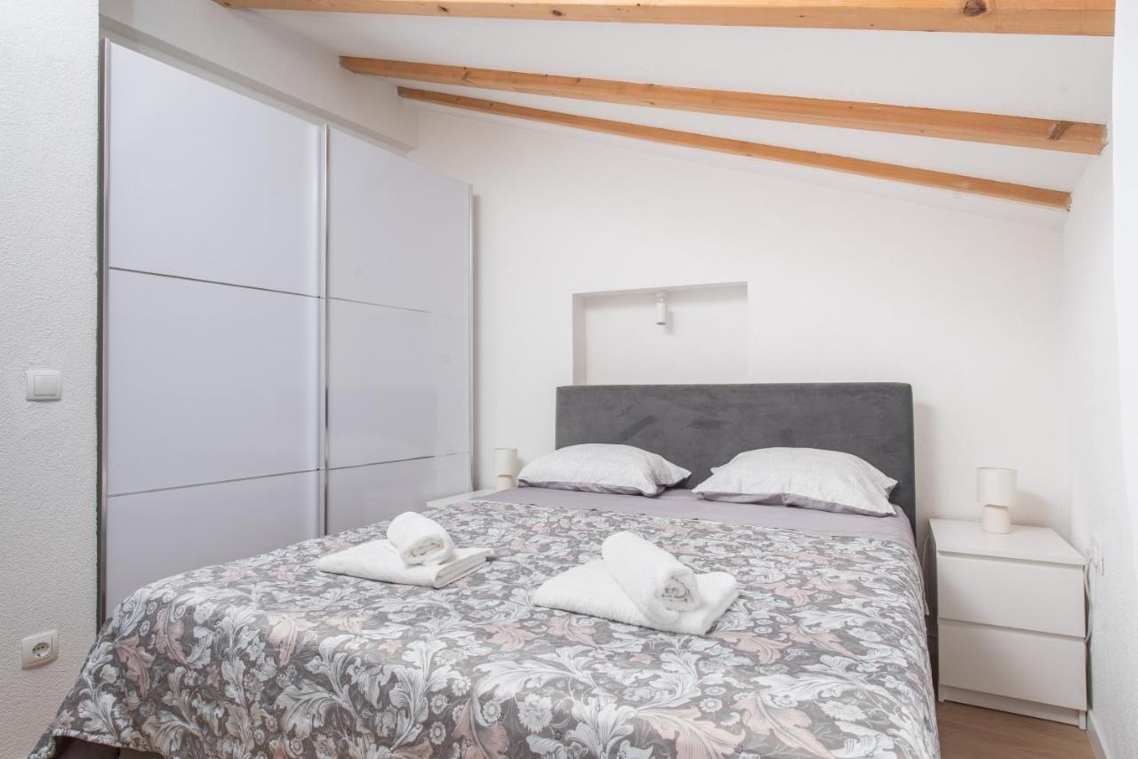 Apartmani Mara Kaštela Extérieur photo