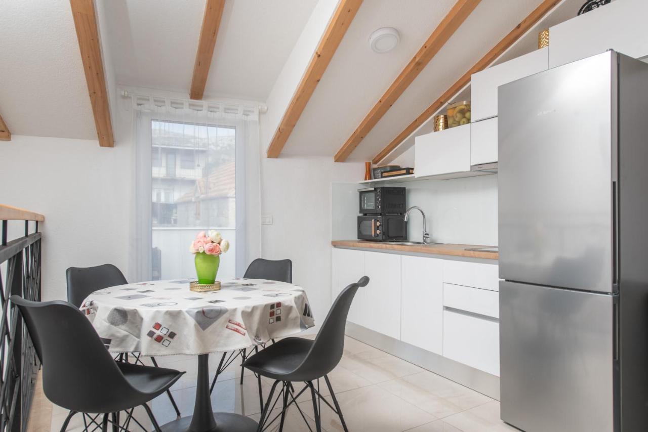 Apartmani Mara Kaštela Extérieur photo